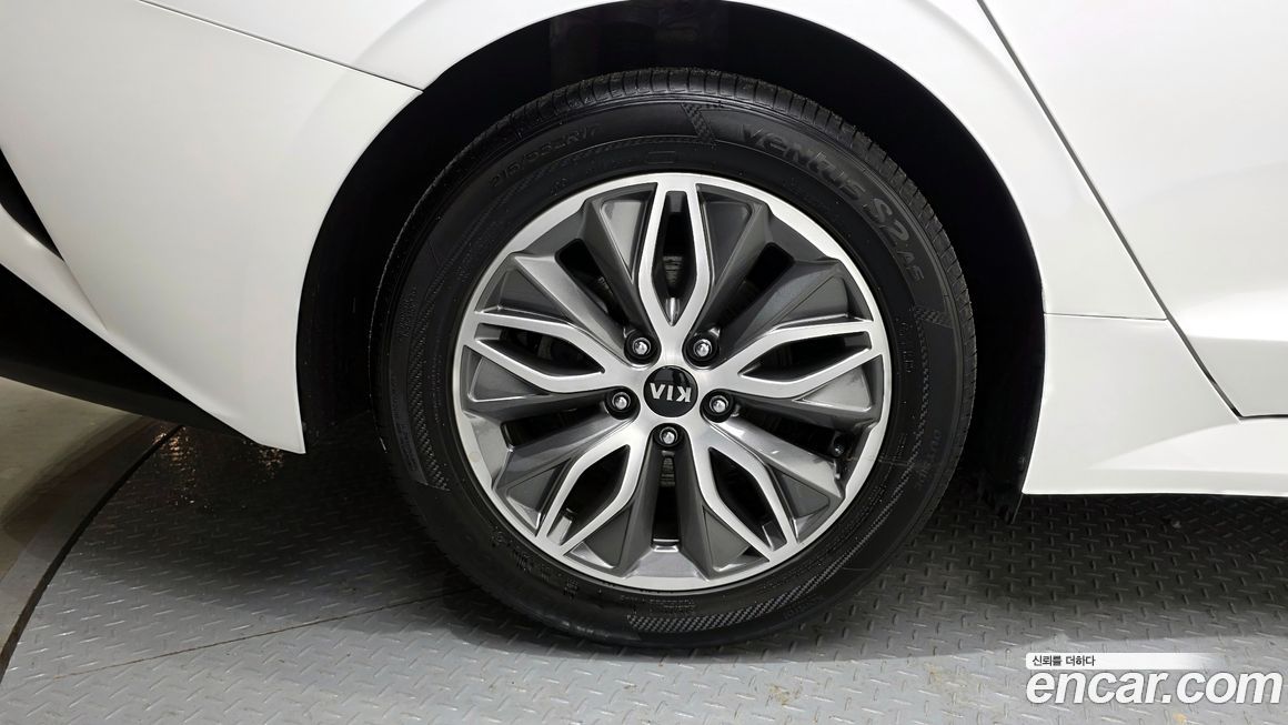 Kia K5 2020