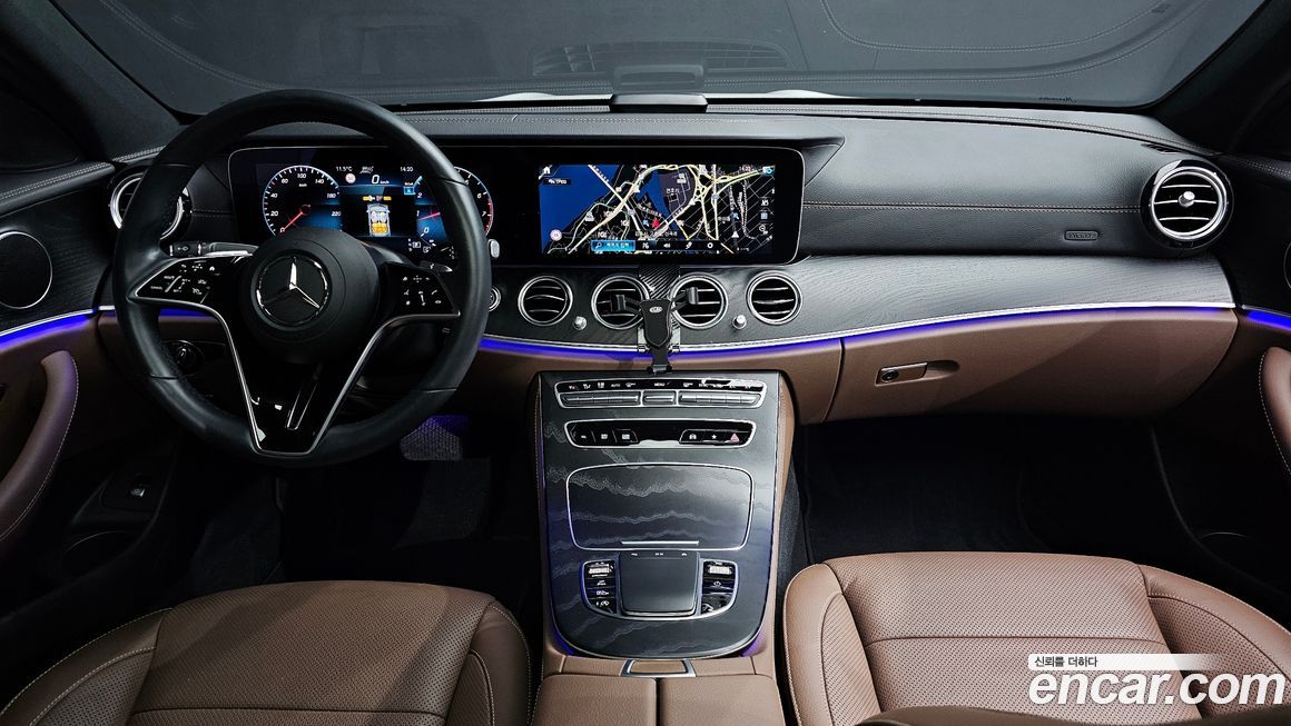 Mercedes-Benz E-Class 2023