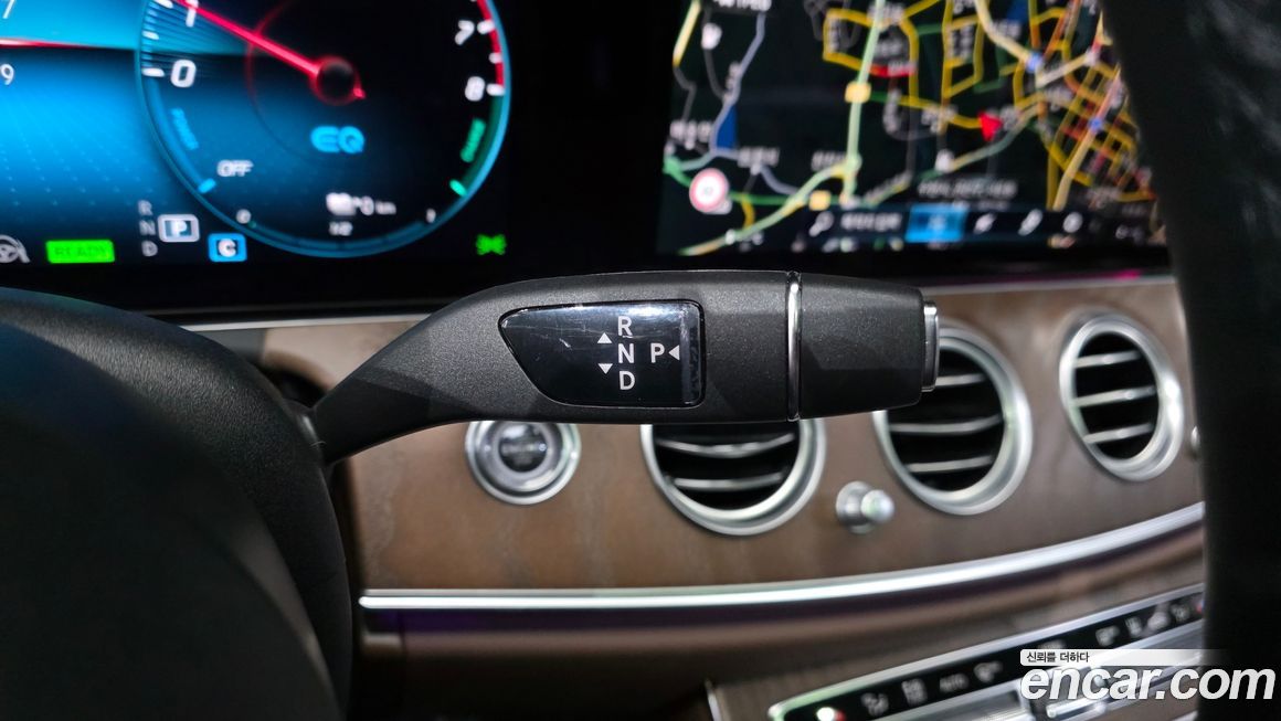 Mercedes-Benz E-Class 2023