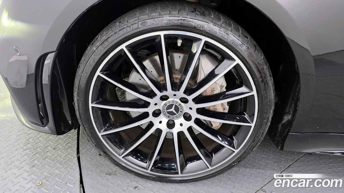 Mercedes-Benz CLS-Class 2021