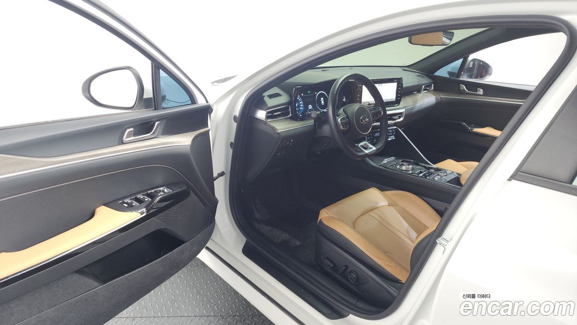 Kia K5 2021