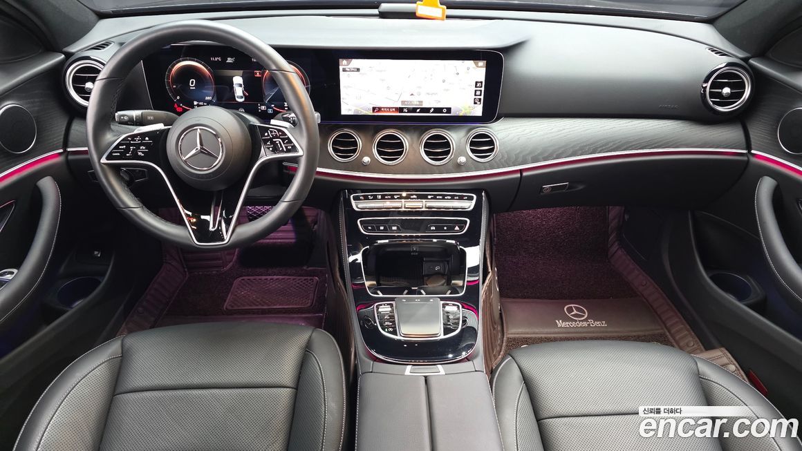 Mercedes-Benz E-Class 2023