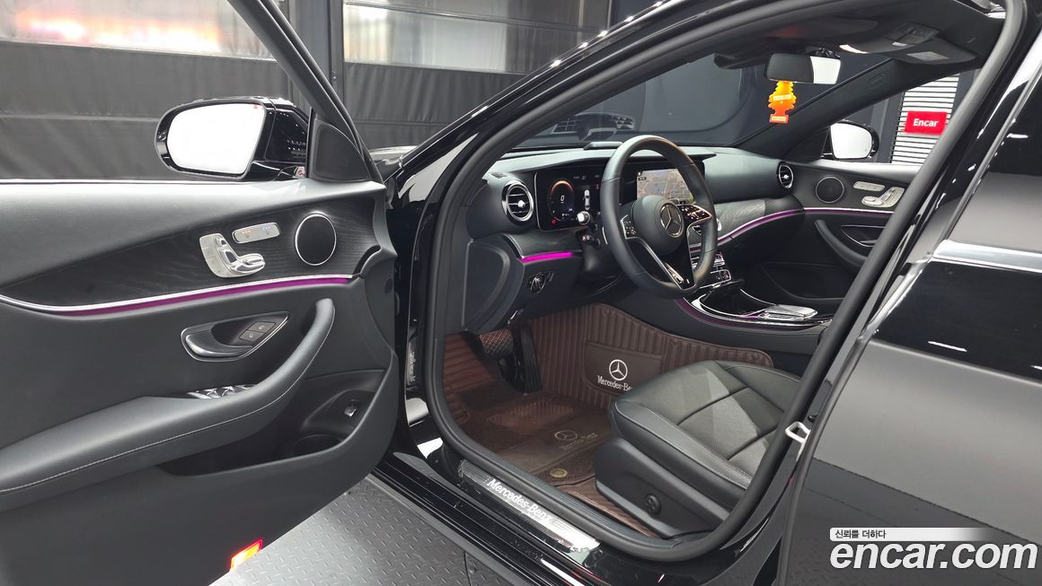 Mercedes-Benz E-Class 2023