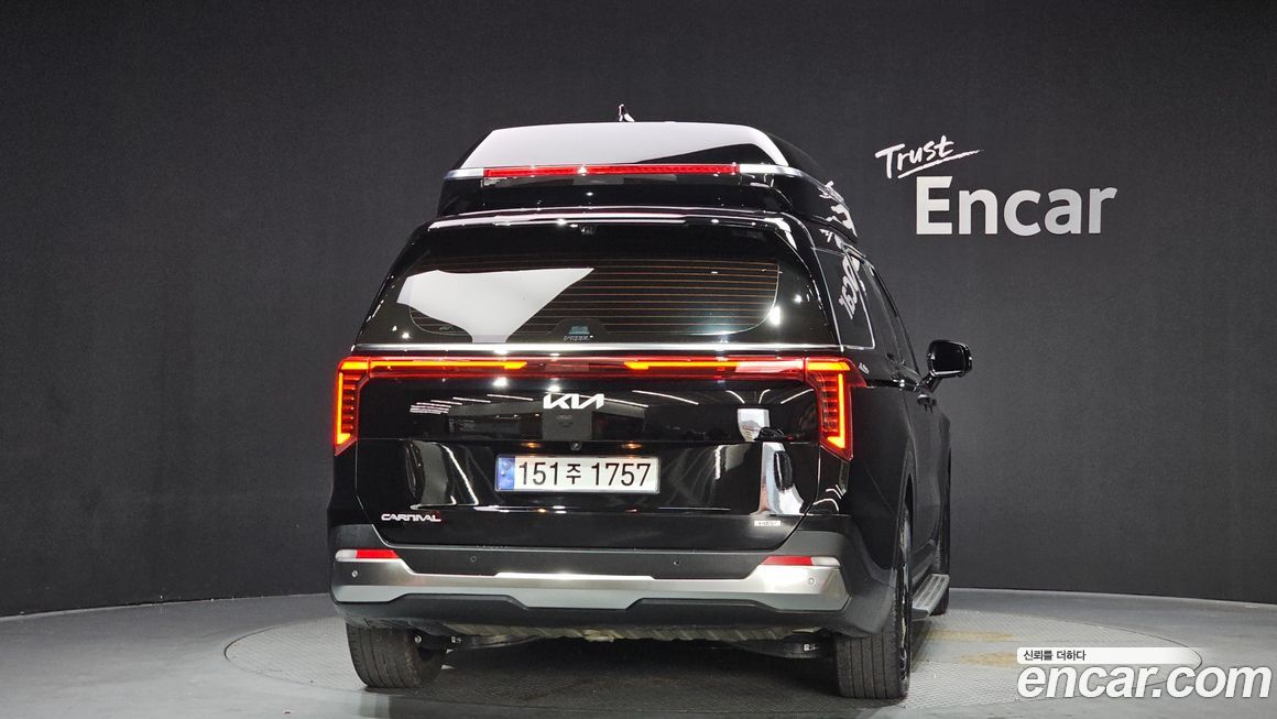 Kia Canival 2025