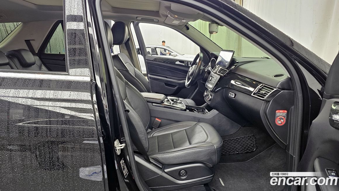 Mercedes-Benz GLE-Class 2017