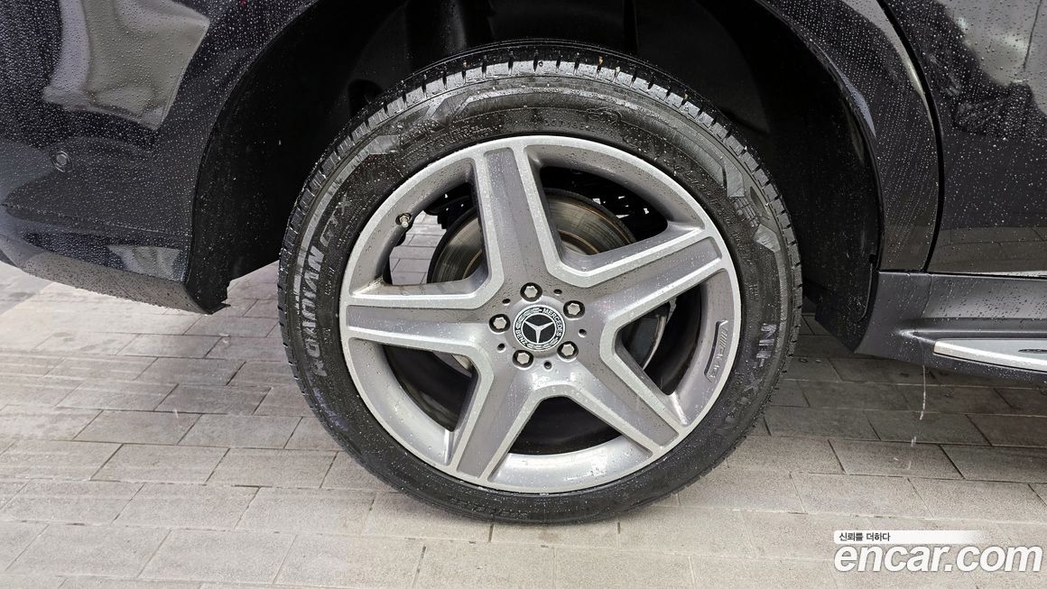 Mercedes-Benz GLE-Class 2017