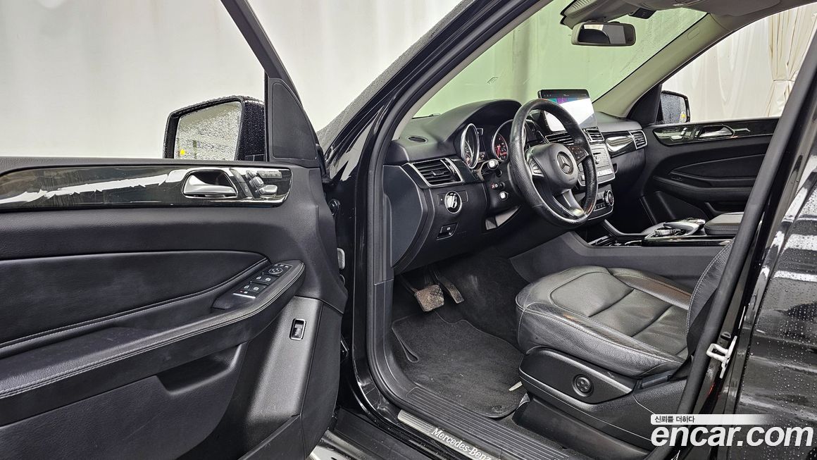 Mercedes-Benz GLE-Class 2017