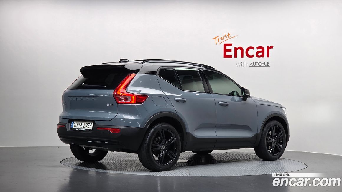 Volvo XC40 2022