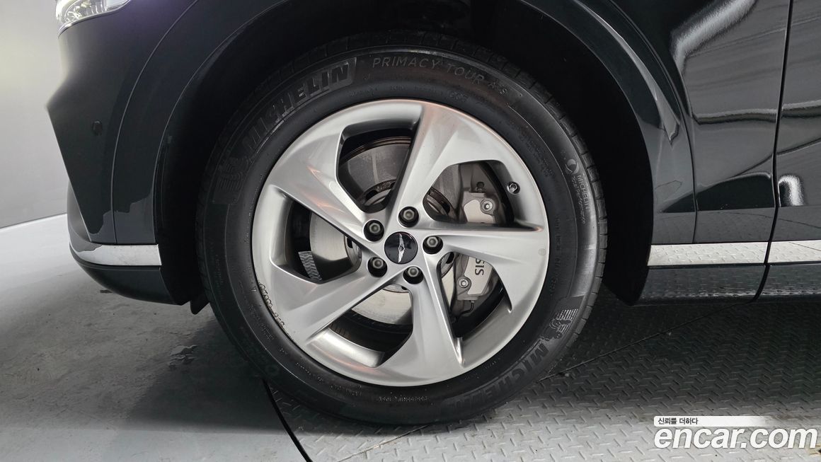 Genesis GV70 2025