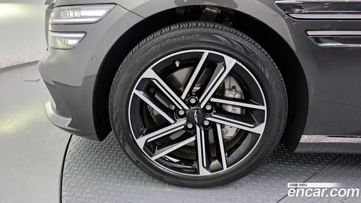 Genesis G80 2025