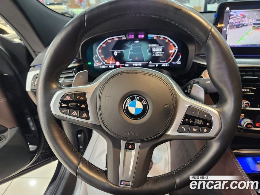 BMW Gran Turismo 2023