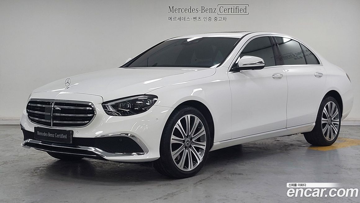 Mercedes-Benz E-Class 2023