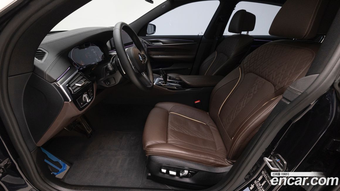 BMW Gran Turismo 2023