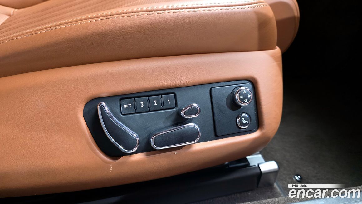 Bentley Continental 2016