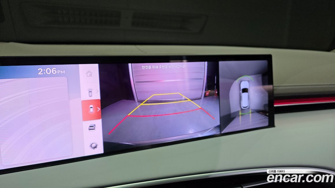 Genesis GV70 2025