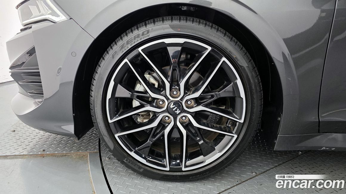Kia K5 2021