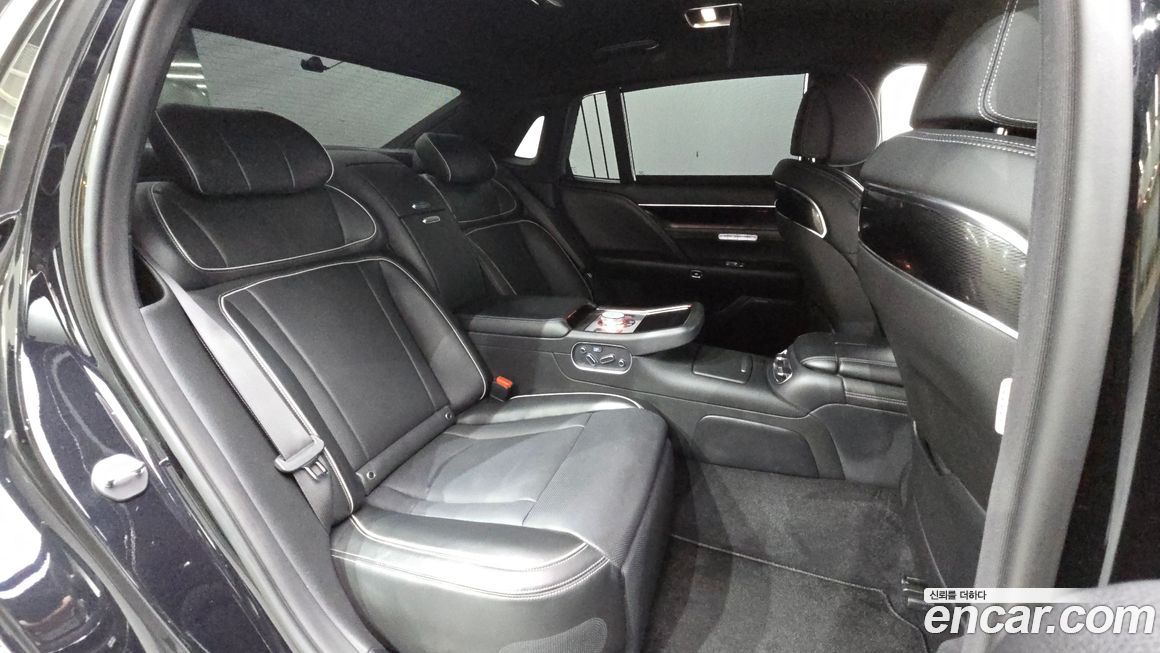 Genesis G90 2023