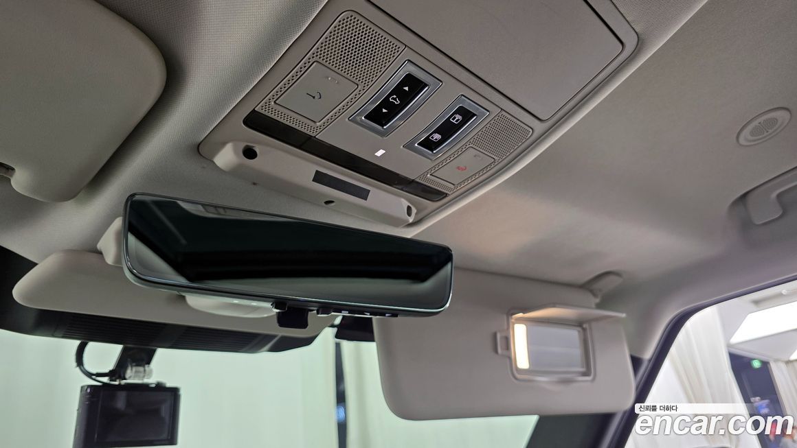 Land Rover Defender 2020