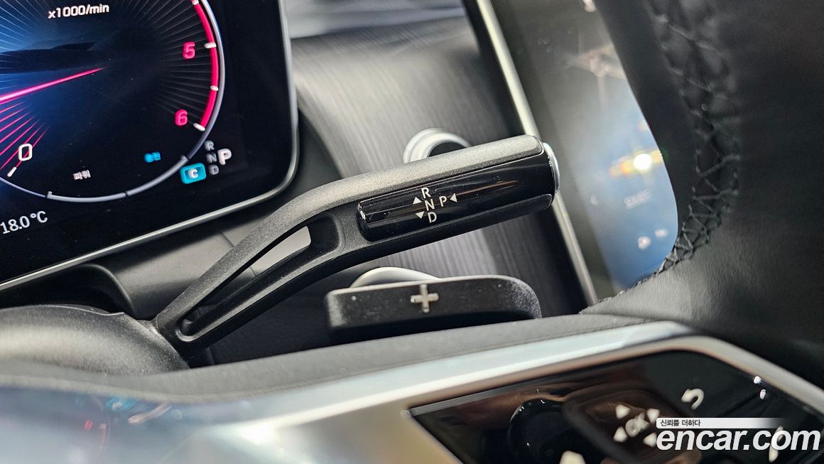 Mercedes-Benz GLC-Class 2024