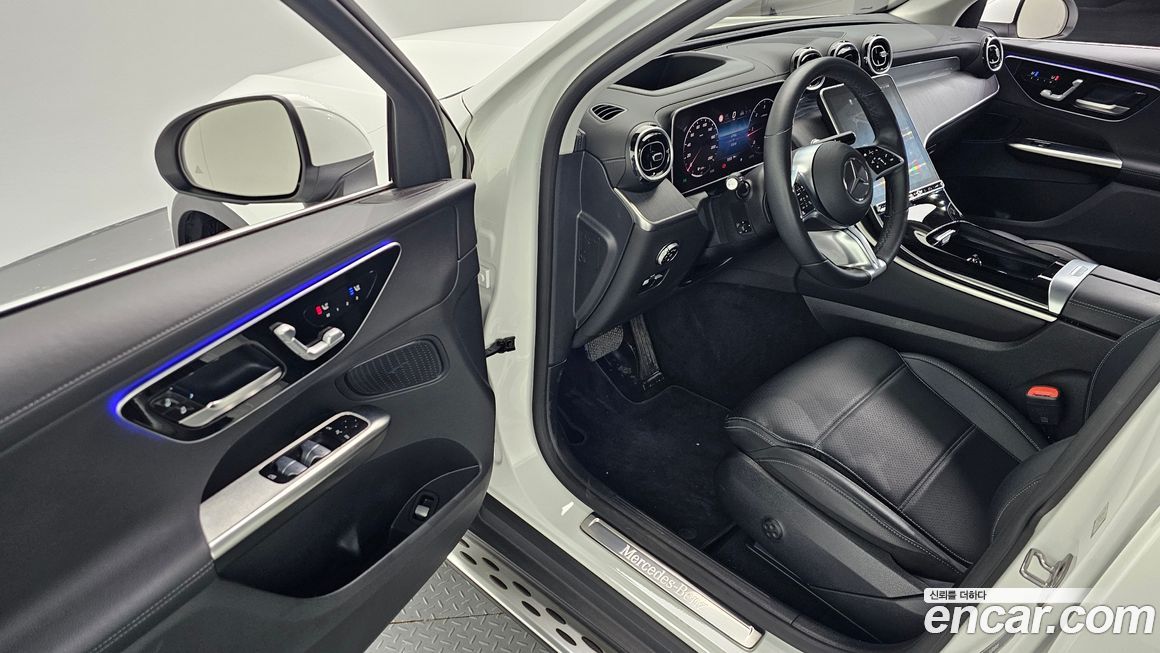 Mercedes-Benz GLC-Class 2024