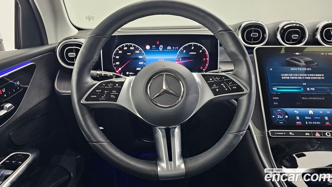 Mercedes-Benz GLC-Class 2024
