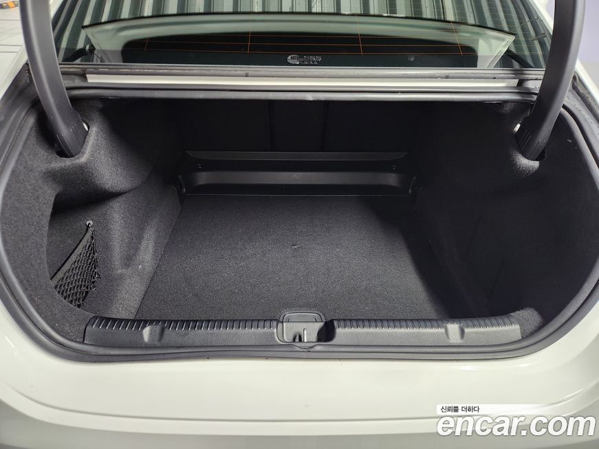 Mercedes-Benz EQE 2023