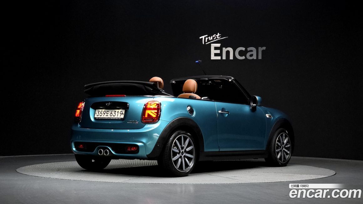 Mini Cooper Convertible 2021