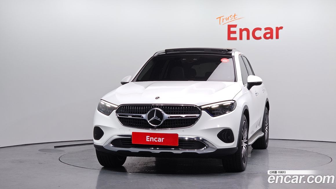 Mercedes-Benz GLC-Class 2024