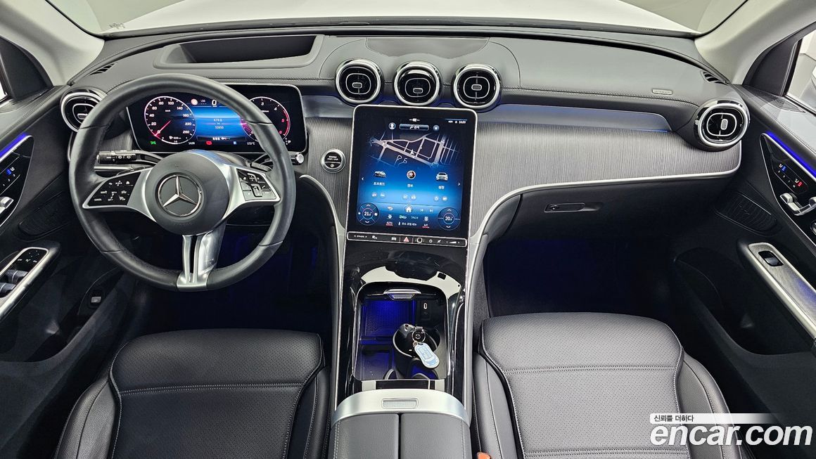 Mercedes-Benz GLC-Class 2024