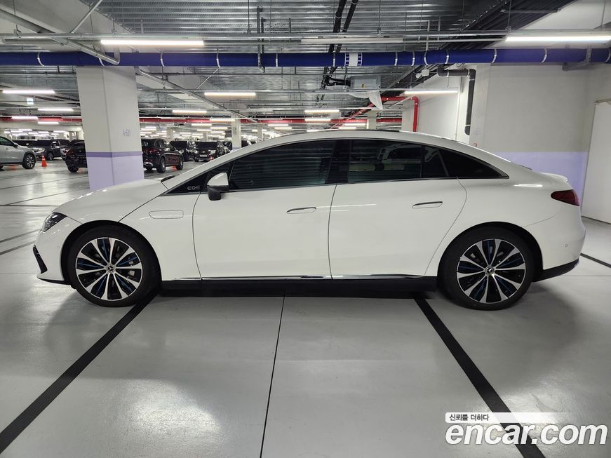 Mercedes-Benz EQE 2023