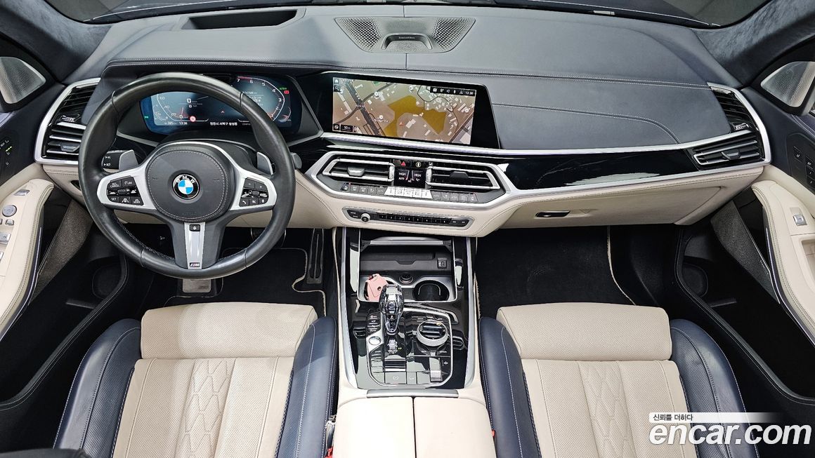 BMW X7 2021