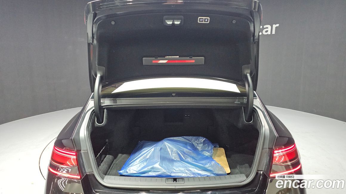 Genesis G90 2023