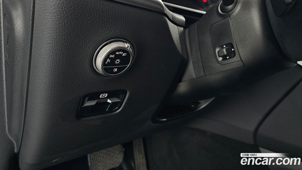 Mercedes-Benz GLC-Class 2024