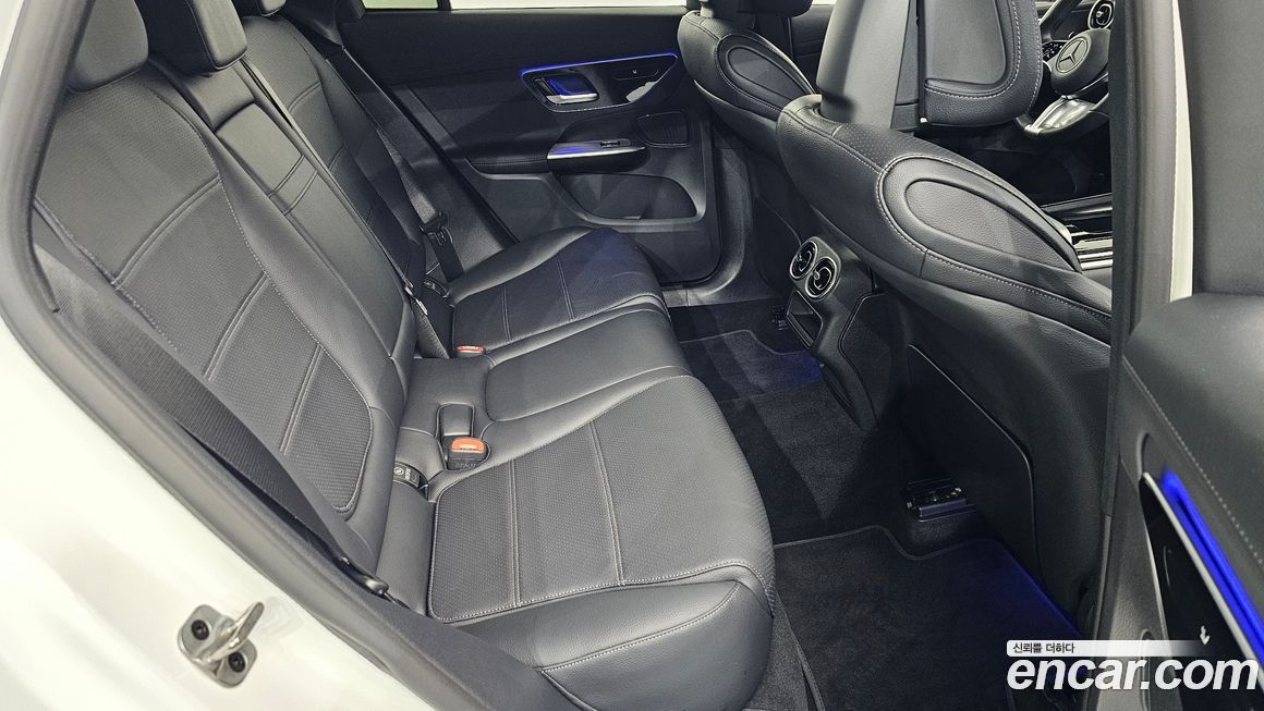 Mercedes-Benz GLC-Class 2024