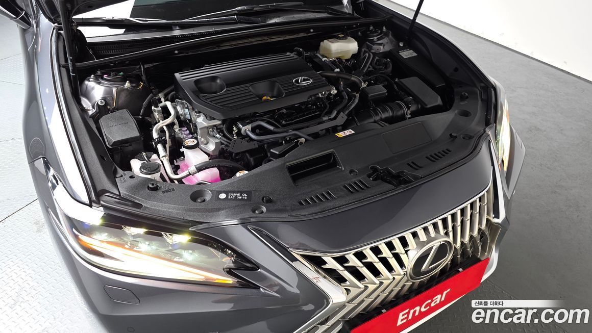 Lexus ES 2026