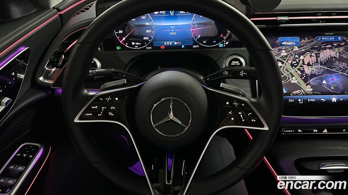 Mercedes-Benz E-Class 2024