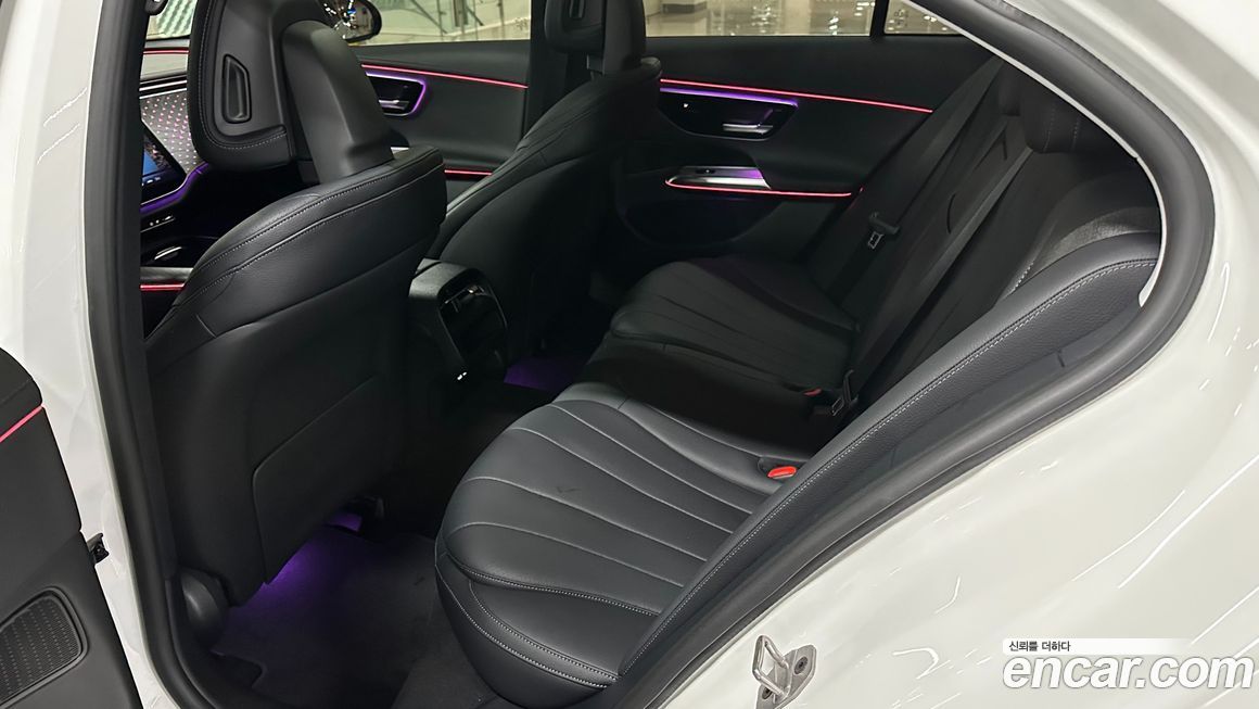 Mercedes-Benz E-Class 2024