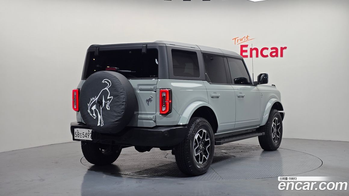 Ford Bronco 2024