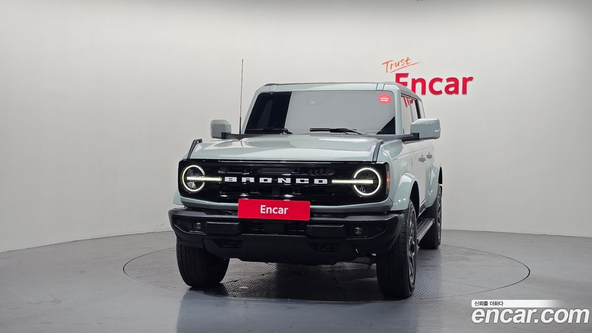 Ford Bronco 2024