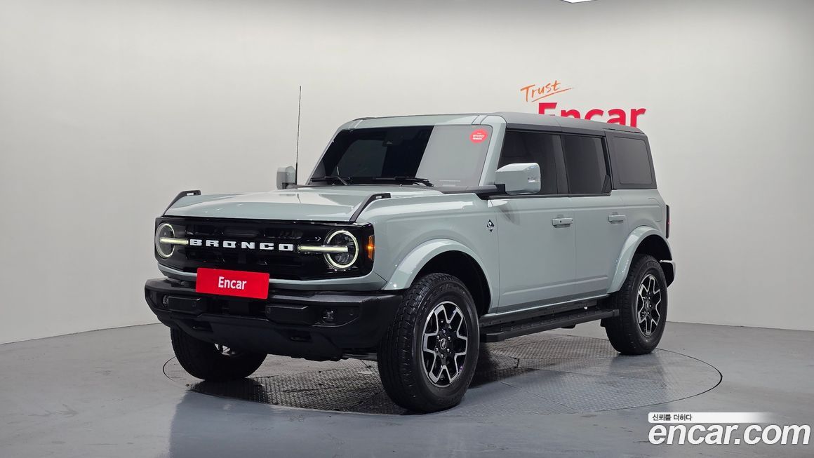 Ford Bronco 2024