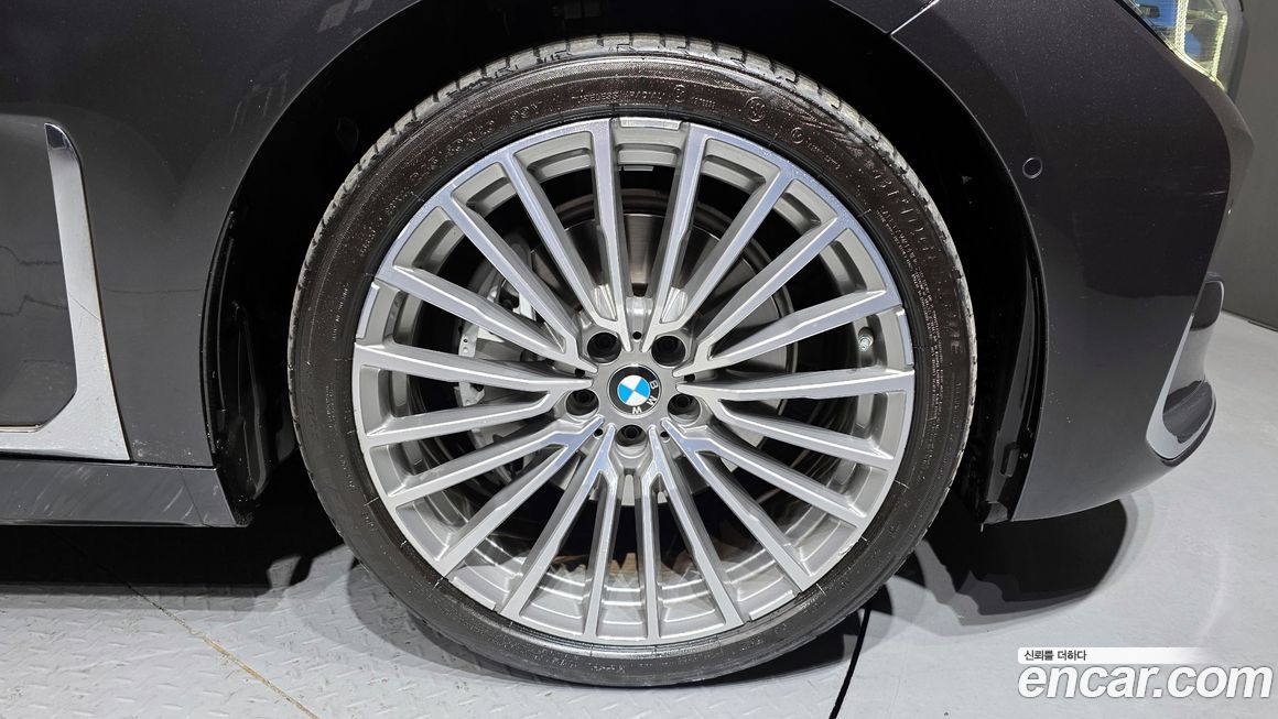 BMW 7-Series 2022