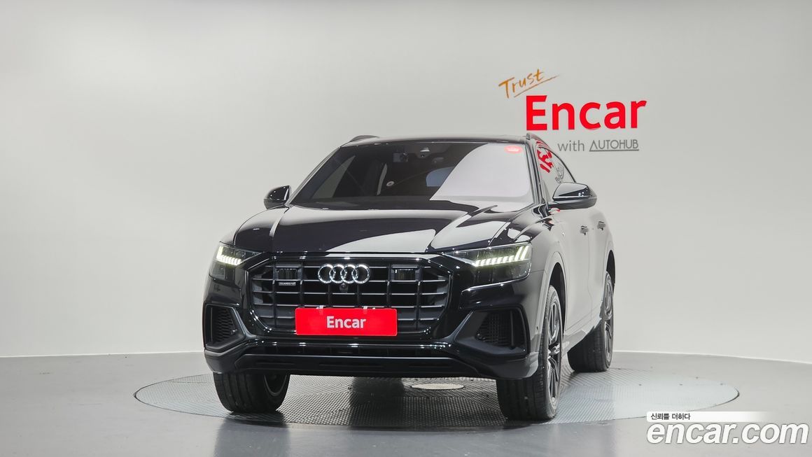 Audi Q8 2021