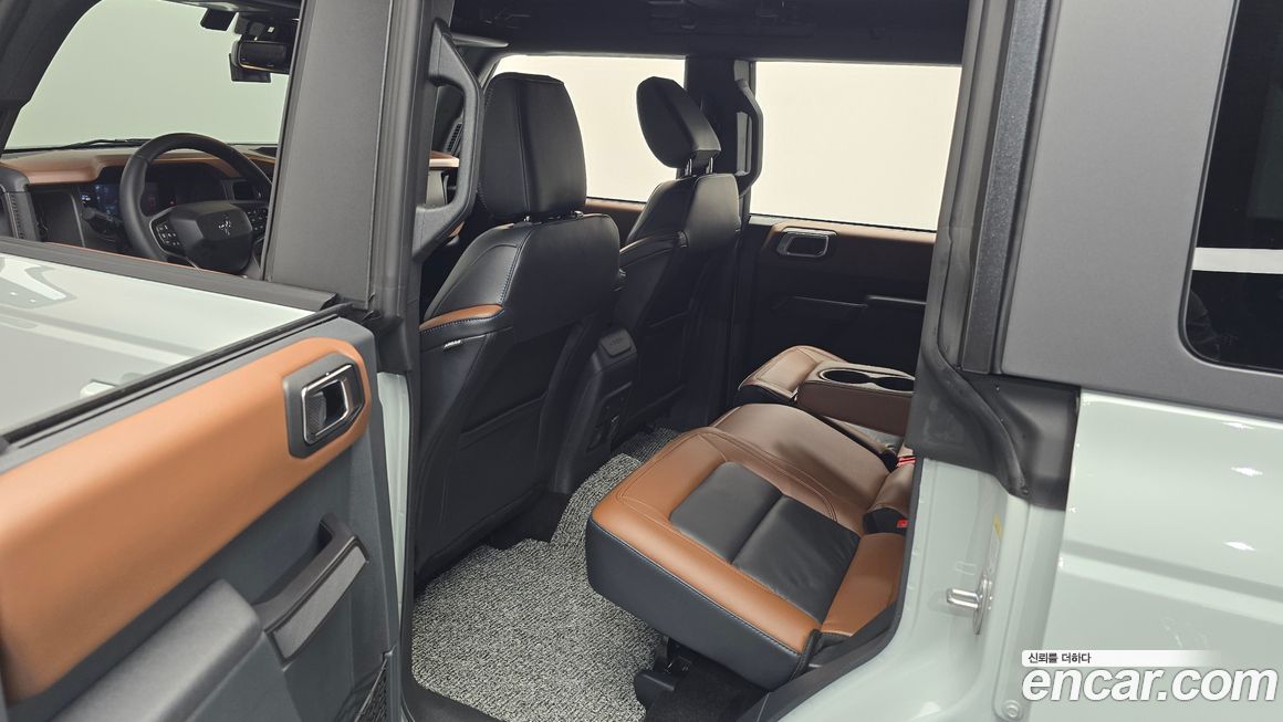 Ford Bronco 2024