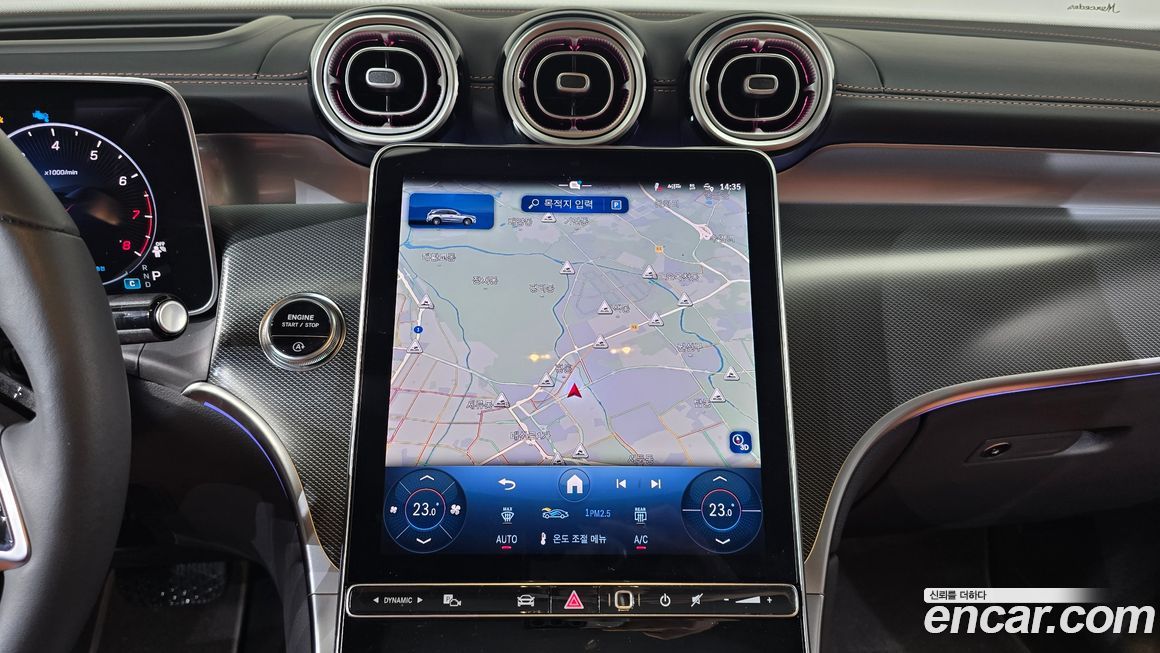 Mercedes-Benz GLC-Class 2025