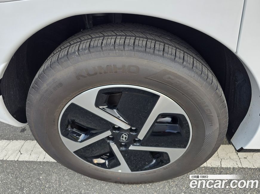 Hyundai Ioniq9 2025