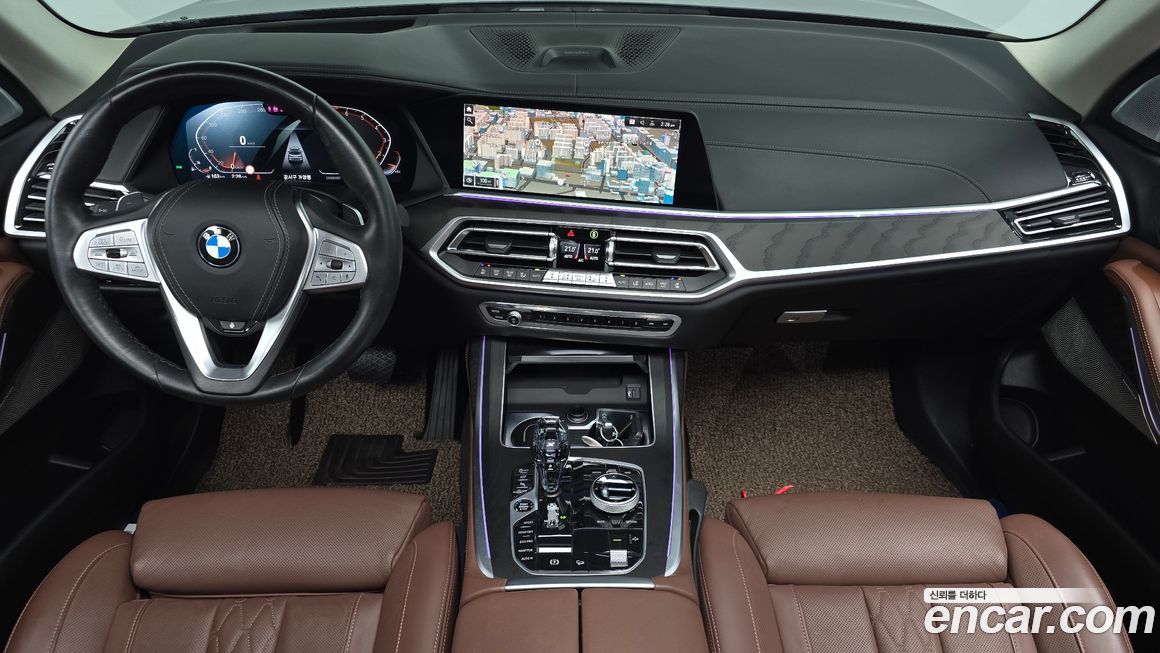 BMW X7 2021