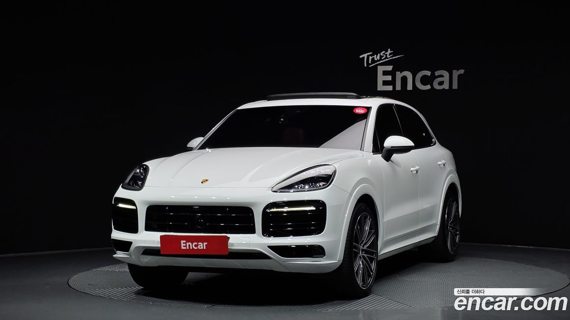Porsche Cayenne 2021
