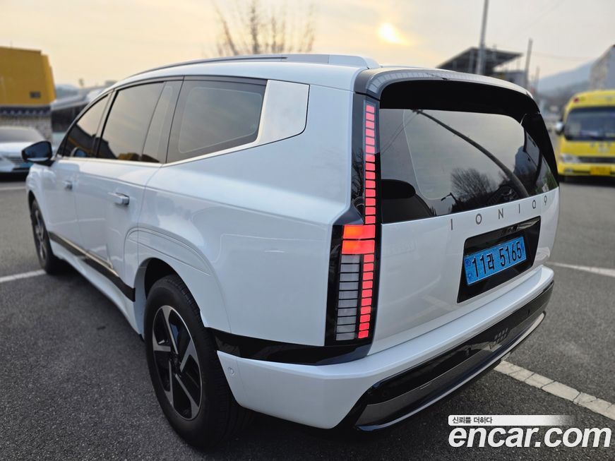 Hyundai Ioniq9 2025
