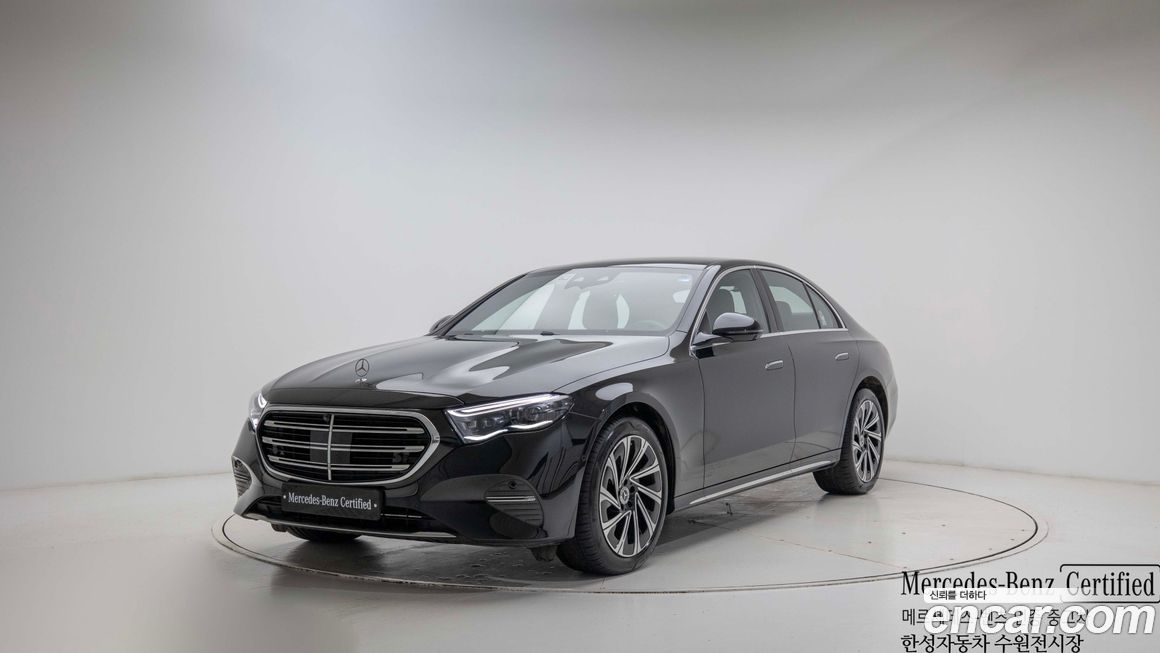 Mercedes-Benz E-Class 2025