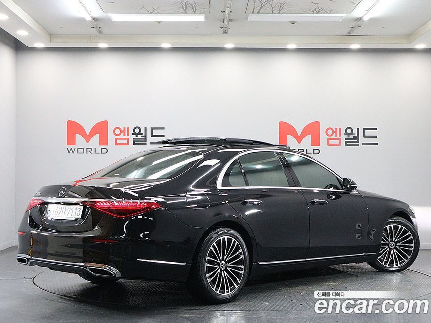 Mercedes-Benz S-Class 2022